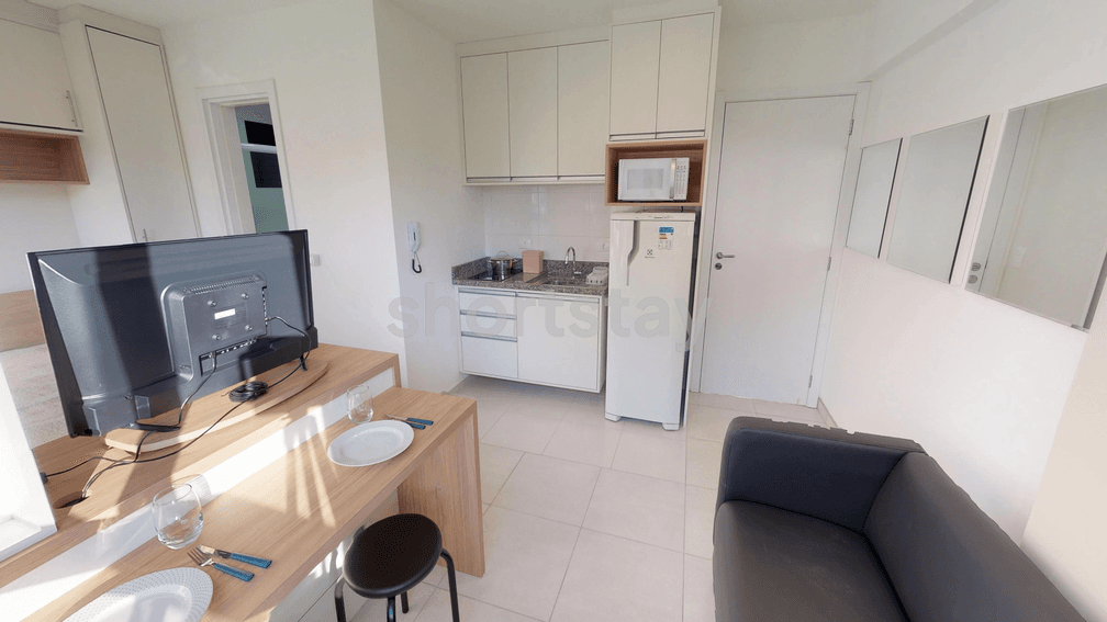 Maxi Studios - Image 1