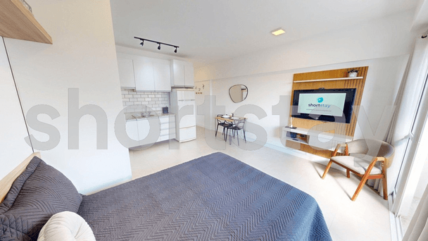Mid Home - Image 1