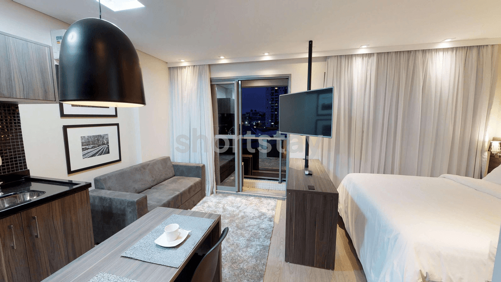 Seventh Avenue - Image 1