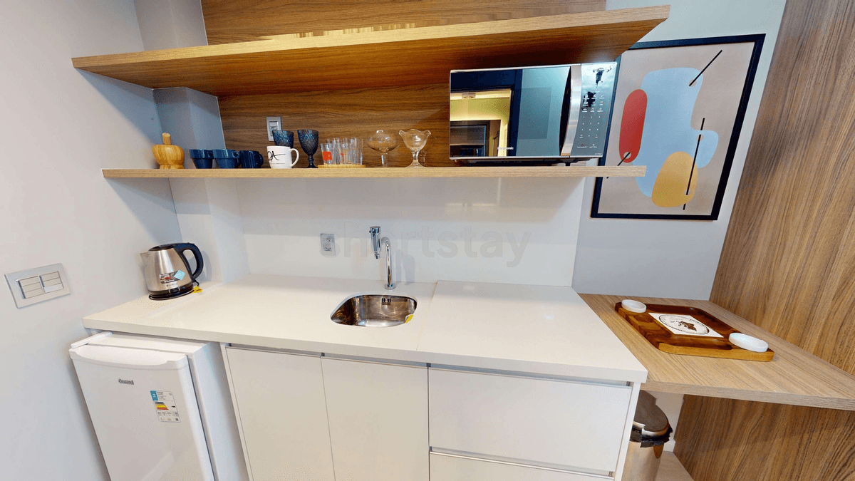 Stay Batel - Image 1